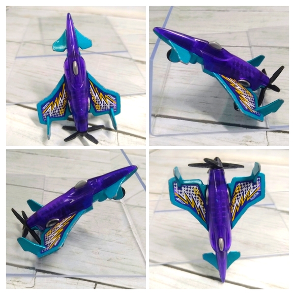 Hot Wheels POISON ARROW F05 Diecast&Plastic 3"l Purple Blue Toy Prop Airplane - Picture 2 of 8